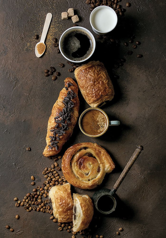poster viennoiseries pain au chocolat, croissant Affiche café